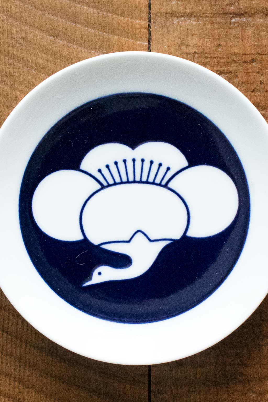 Kihara Porcelain Komon Small Plate - Umetsuru