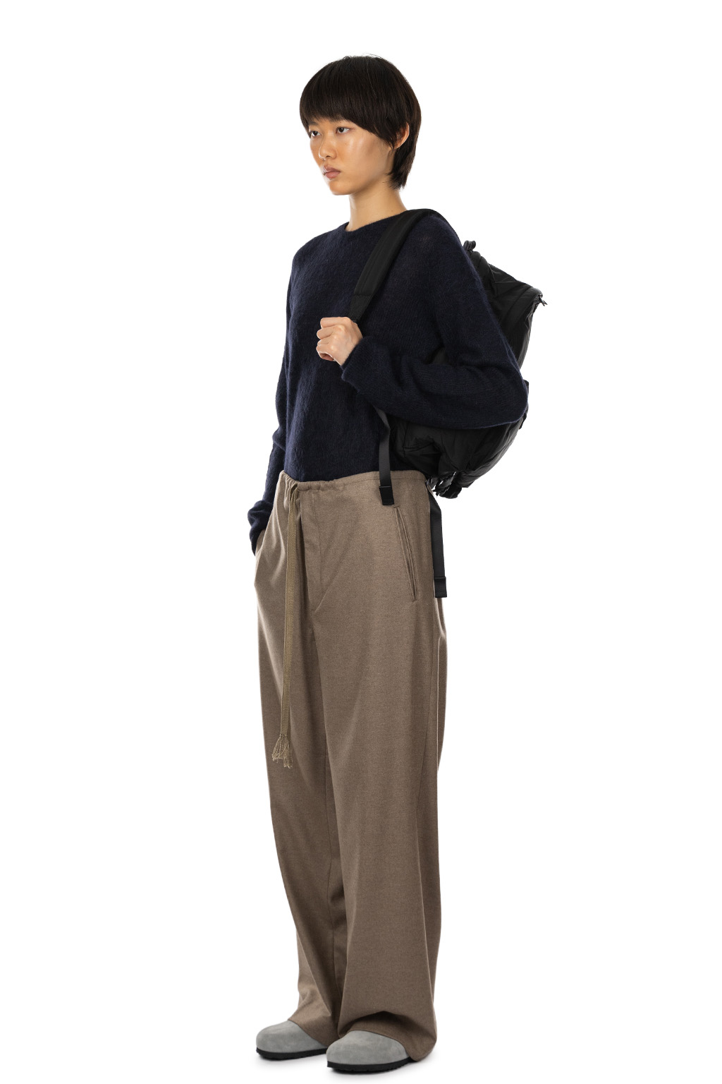 AURALEE - Wool Fulling Flannel Drawstring Pants - Top Brown
