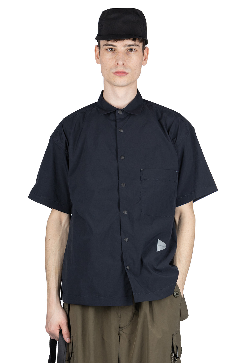 and wander | UV Cut Stretch SS Shirt - Navy | Men | Blue Button Shop