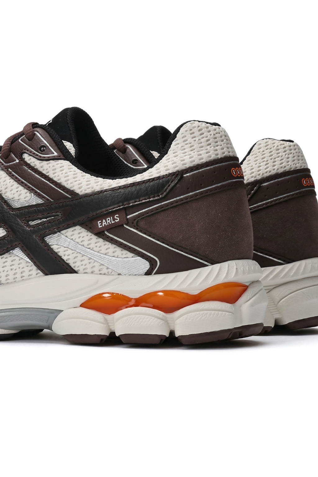 Asics - x EARL - GEL-CUMULUS 16 - Coconut Milk x Black