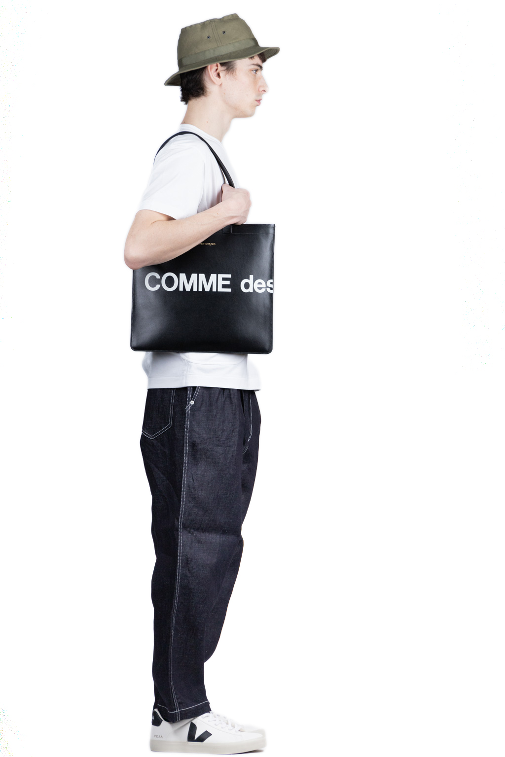 Comme Des Garcons Wallets Huge Logo Bag - Black