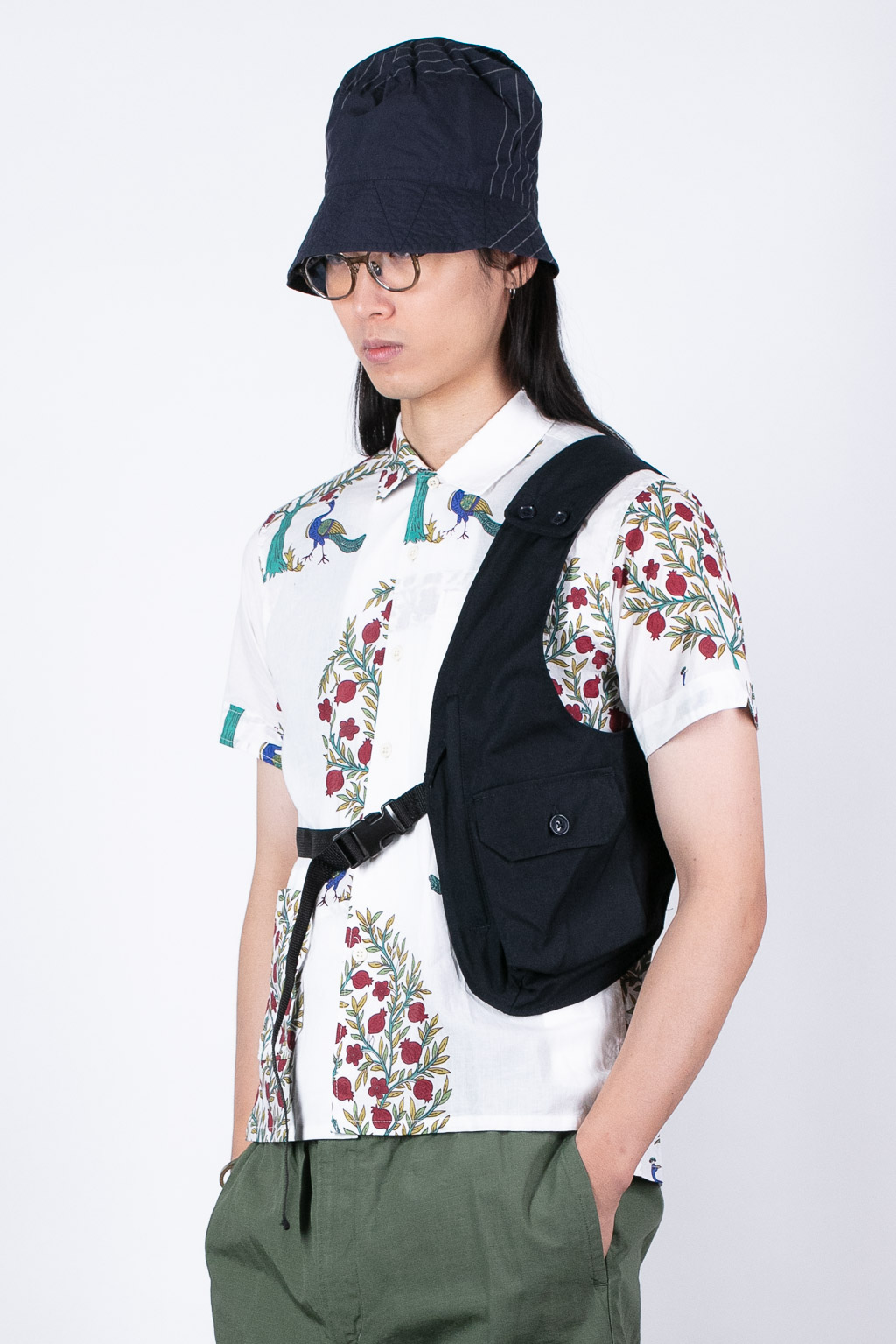 Bluebuttonshop Engineered Garments Engineered Garments Shoulder Vest Dark Navy Pc Poplin 21s1h030 Zt077