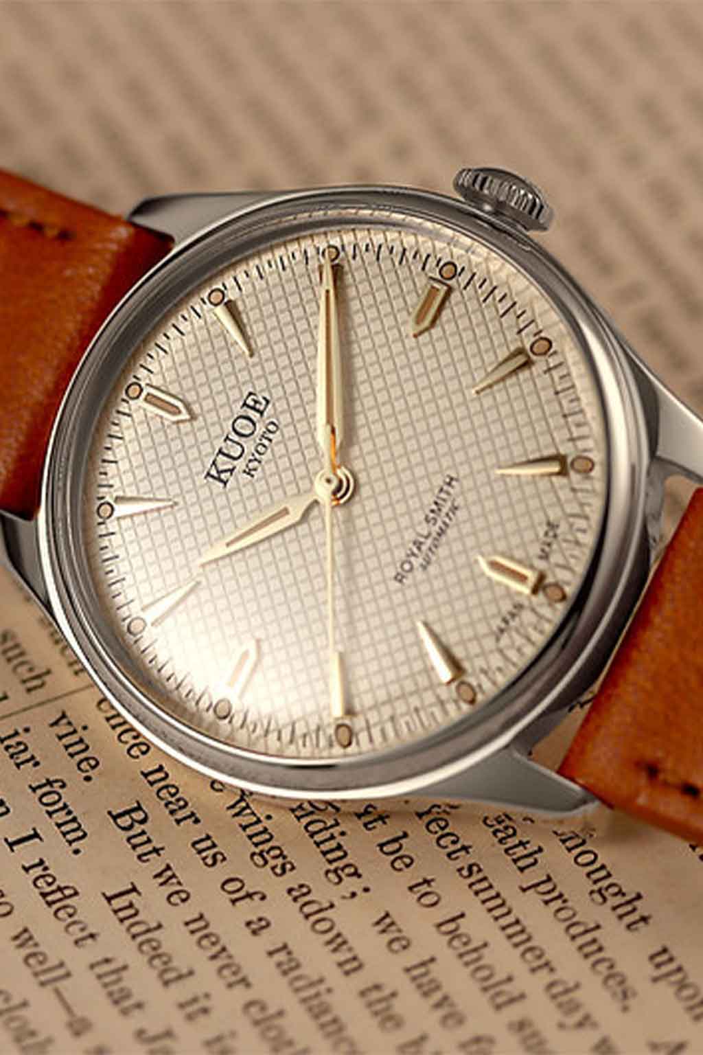 Kuoe Watch ROYAL SMITH 90 006 Silver Case Ivory Dial Tan Men Kuoe Watch ROYAL SMITH 90 006 Silver Case Ivory Dial Tan Men