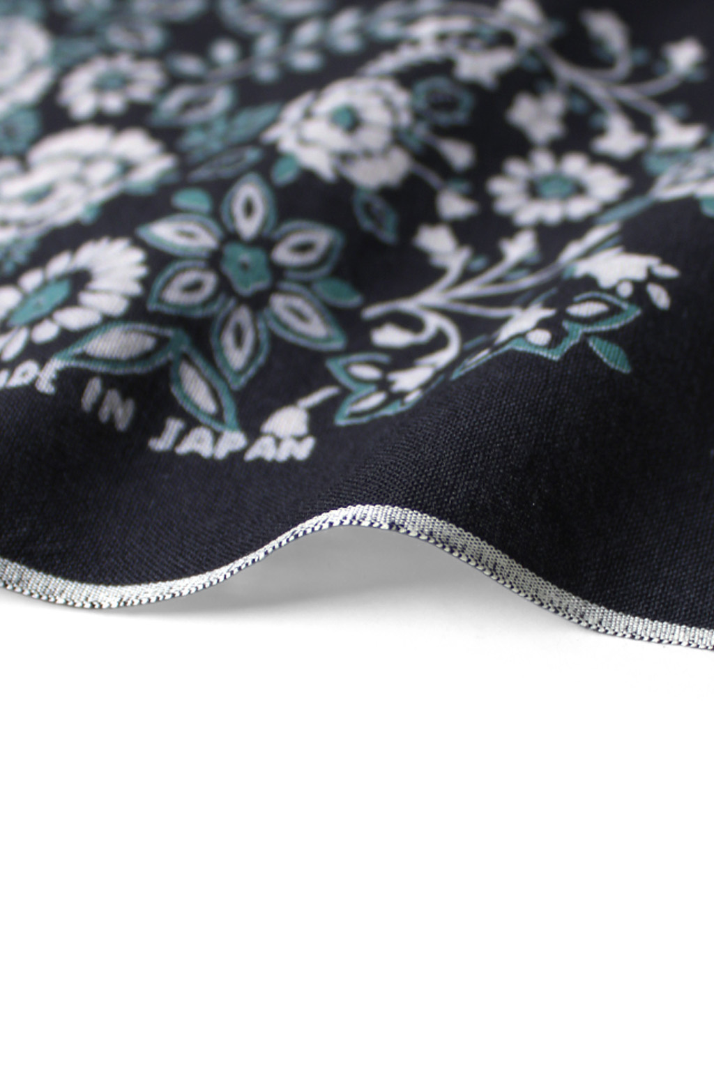 Kapital - Fastcolor Selvedge Bandanna (CHURCHILL GARDEN) 15x15