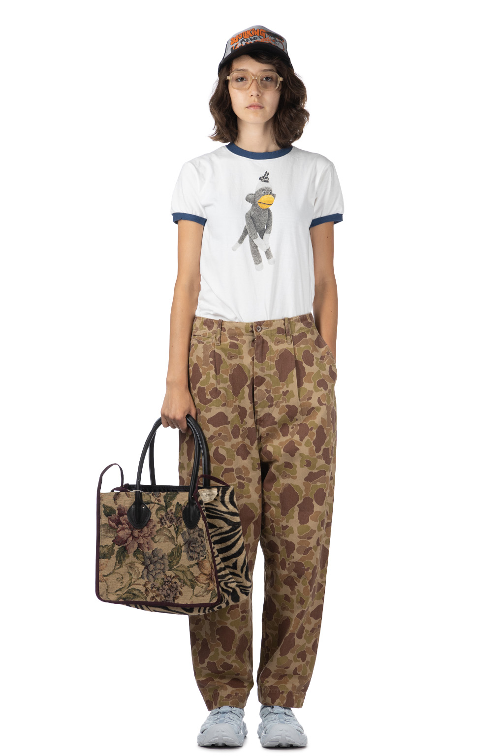 パンツ UND MANY MOTIF BUTTON PANTS パンツ UND MANY MOTIF BUTTON PANTS Button-front Pants