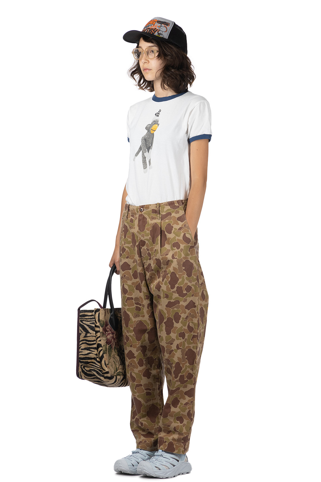 BlueButtonShop - Kapital - Kapital-Herringbong-HAPPY-PEEK-A