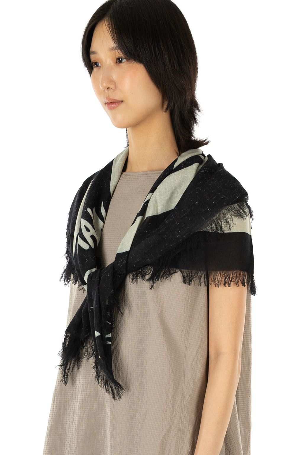 Kapital - Rayon Fringed Square Stole (GIANT PEACE) - Black