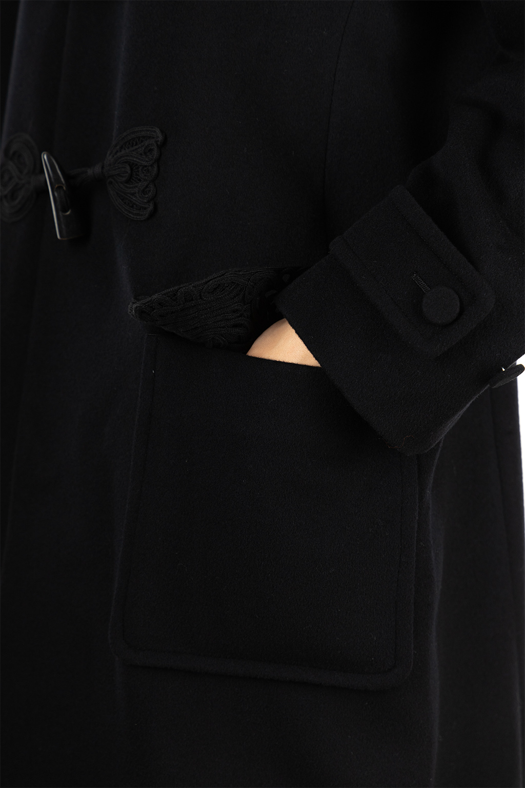 Mame Kurogouchi - Cording Embroidery Duffle Coat - Black