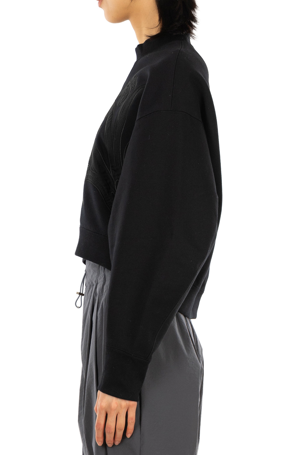Mame Kurogouchi - Floral Embroidery Short Sweat Top - Black