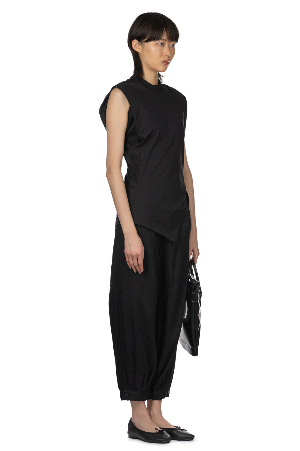Mame Kurogouchi - Sleeveless Crew Neck Tee - Black