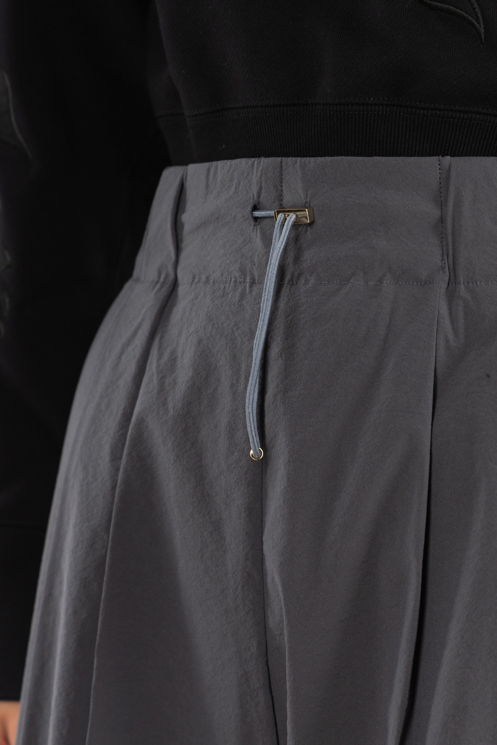 Mame Kurogouchi - Stretch Drawcord Trousers - Grey