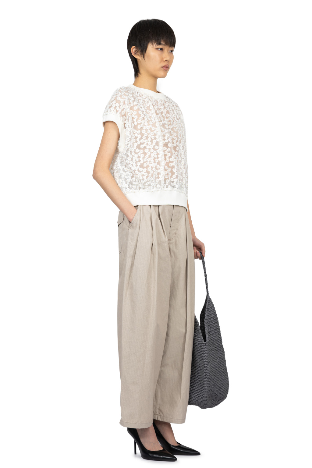 Manon - Floral Embroidery PO Blouse - White