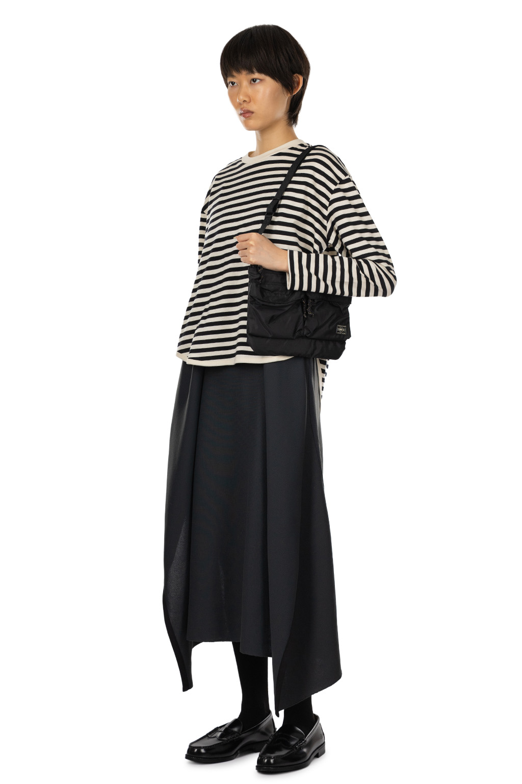 Manon - Round Hem Piping LS Border Tee