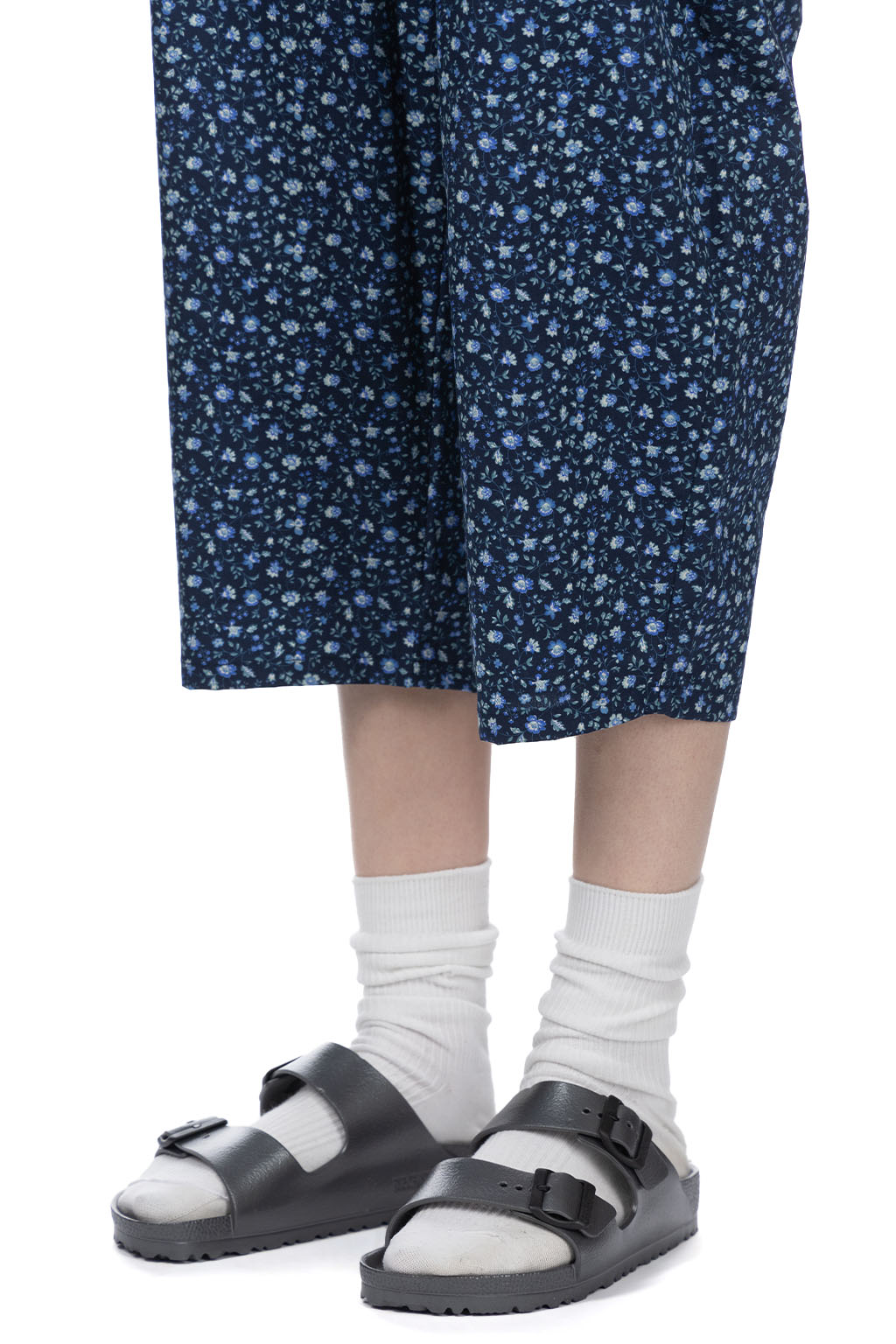 NARU  - Anitque Flower Broadway Egg Pants - Navy
