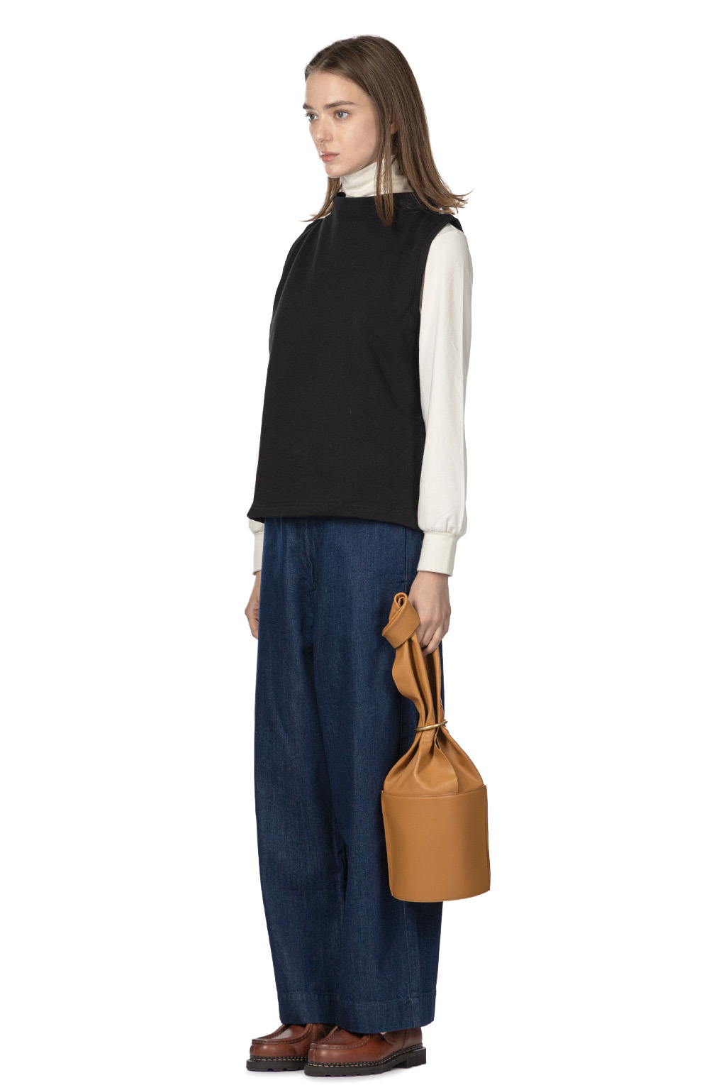 Nachukara - Bottle Neck Vest 