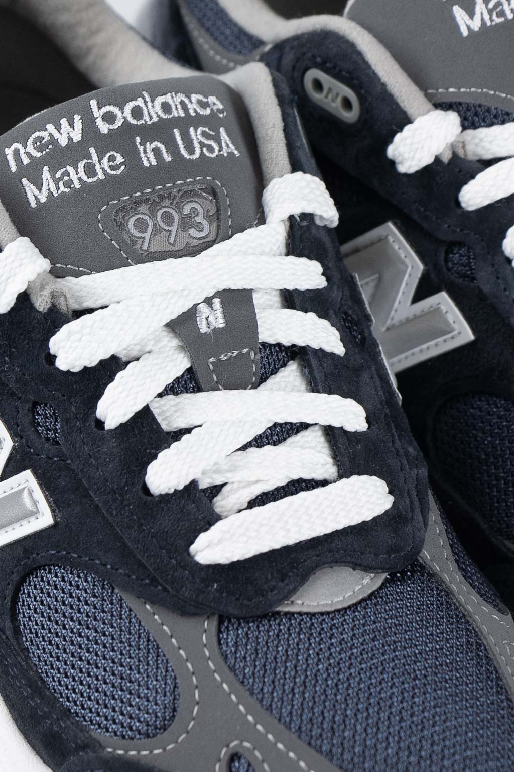 new balance mr993nv