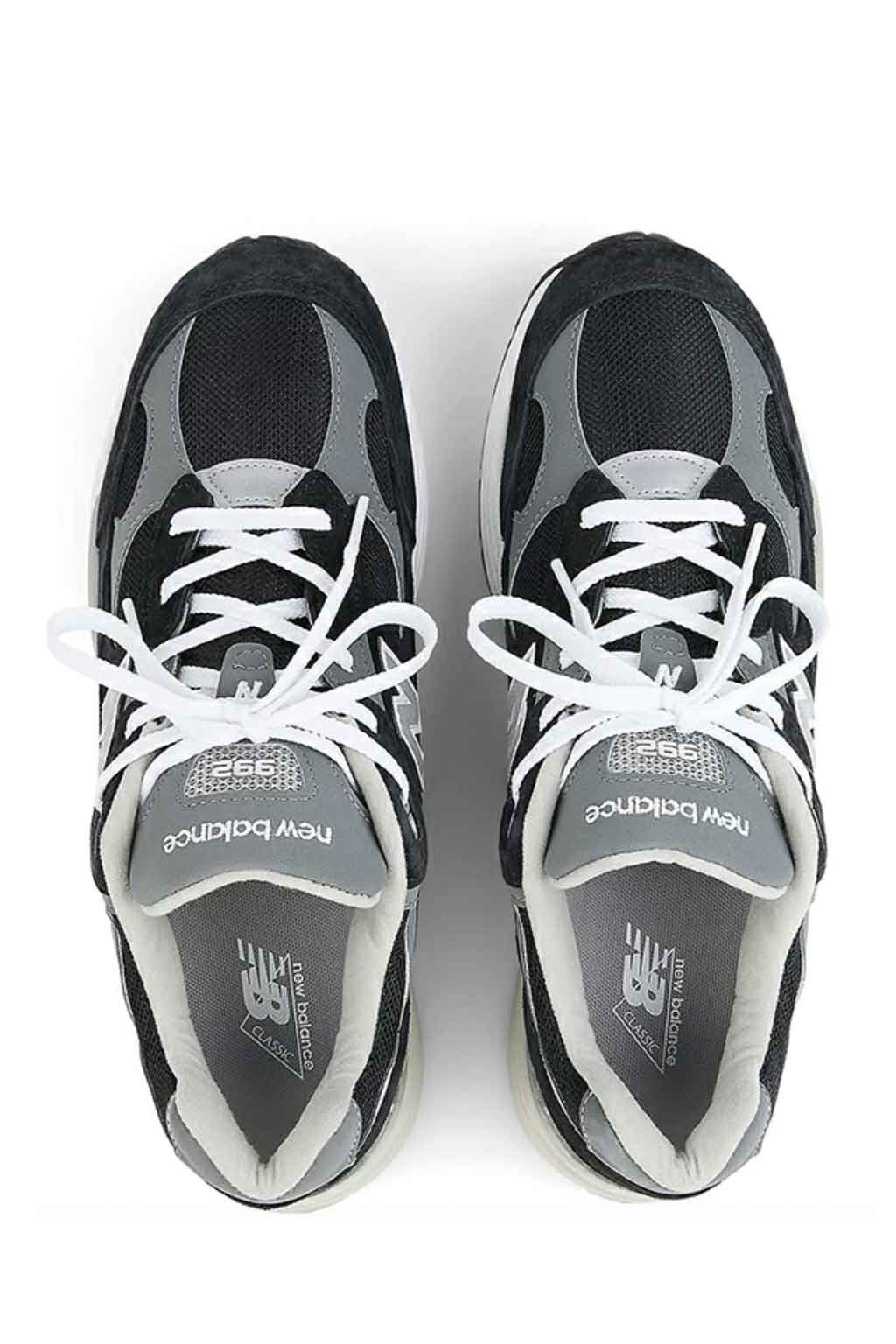 New Balance - U992BK - Black Grey  Silver Metallic