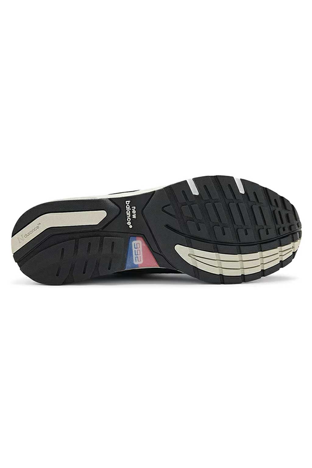 New Balance - U992BK - Black Grey  Silver Metallic