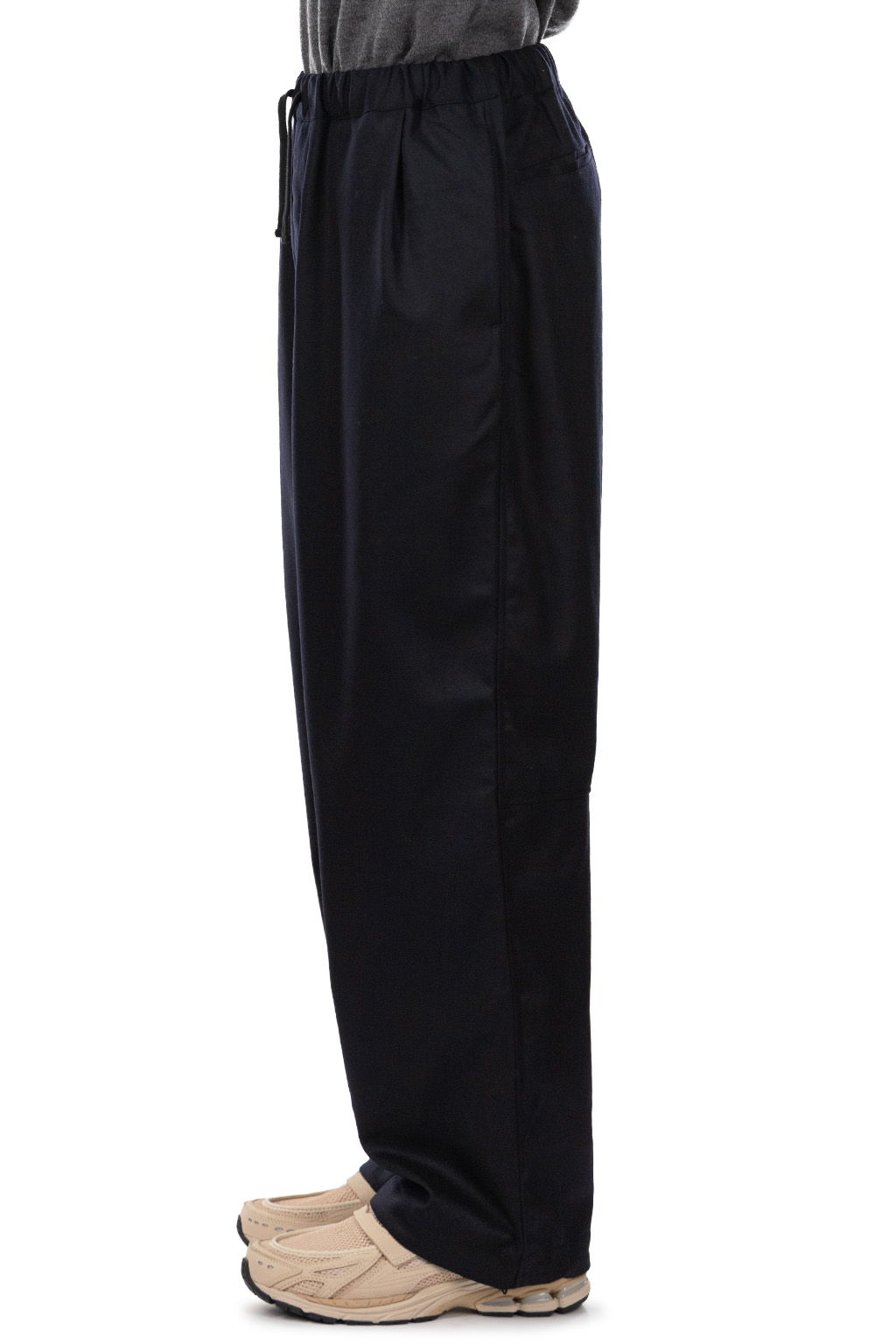 Still by hand - Free Adjusting Wool Pants - Black Navy