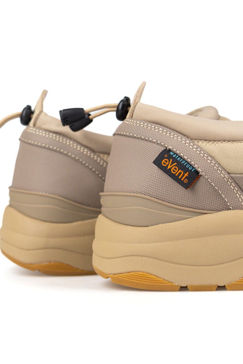 suicoke 235
