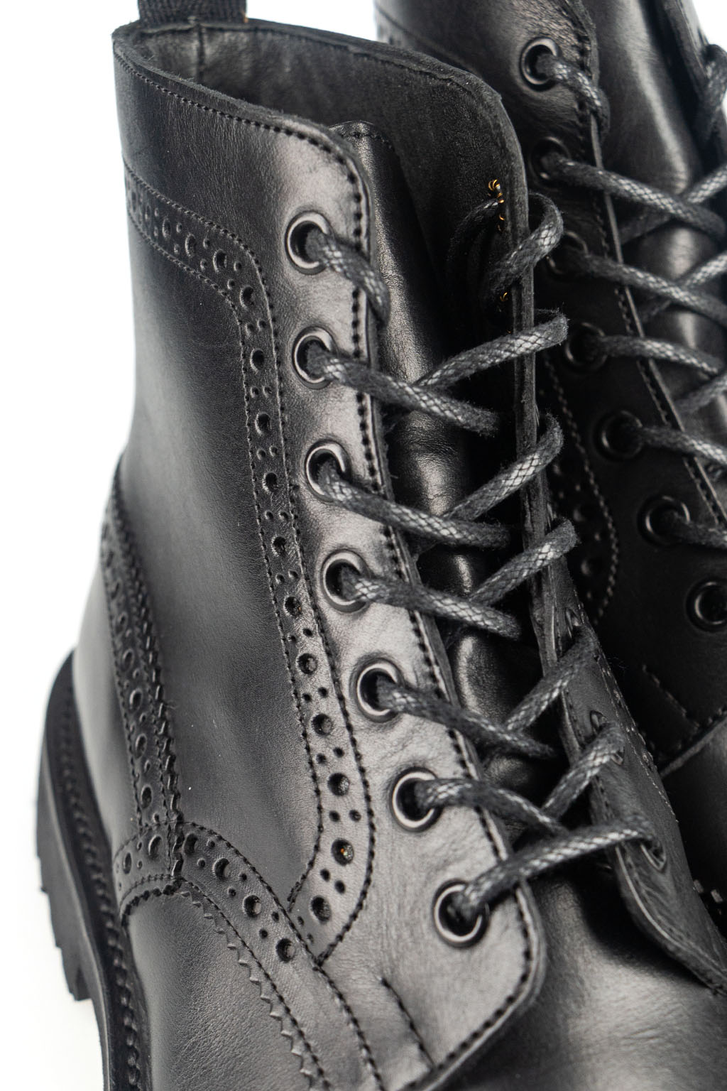 BlueButtonShop - Tricker's - Trickers-Stow-Black-Olivvia-Classic