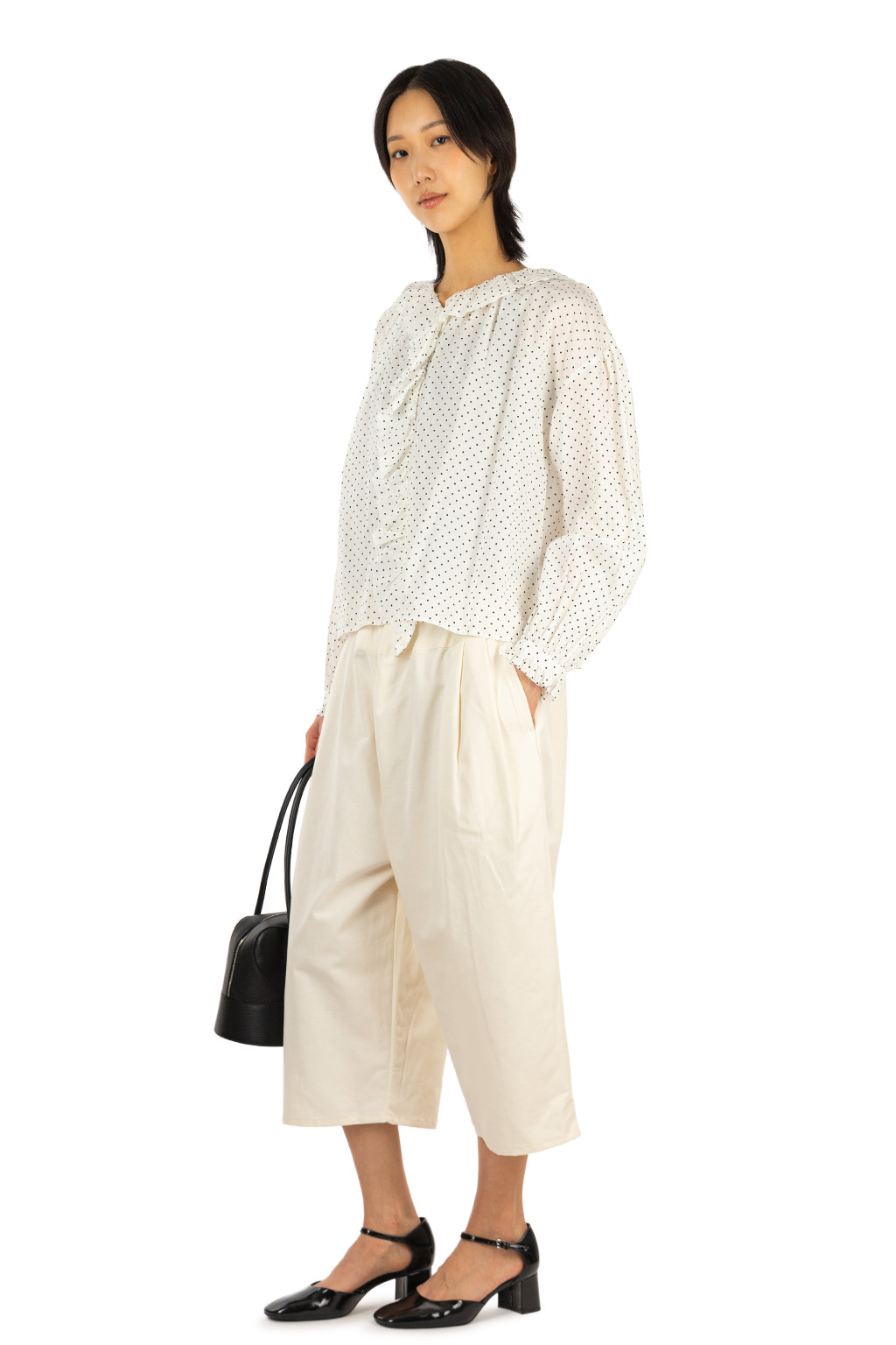Veritecoeur - Dot Frill Blouse - Whte Dot