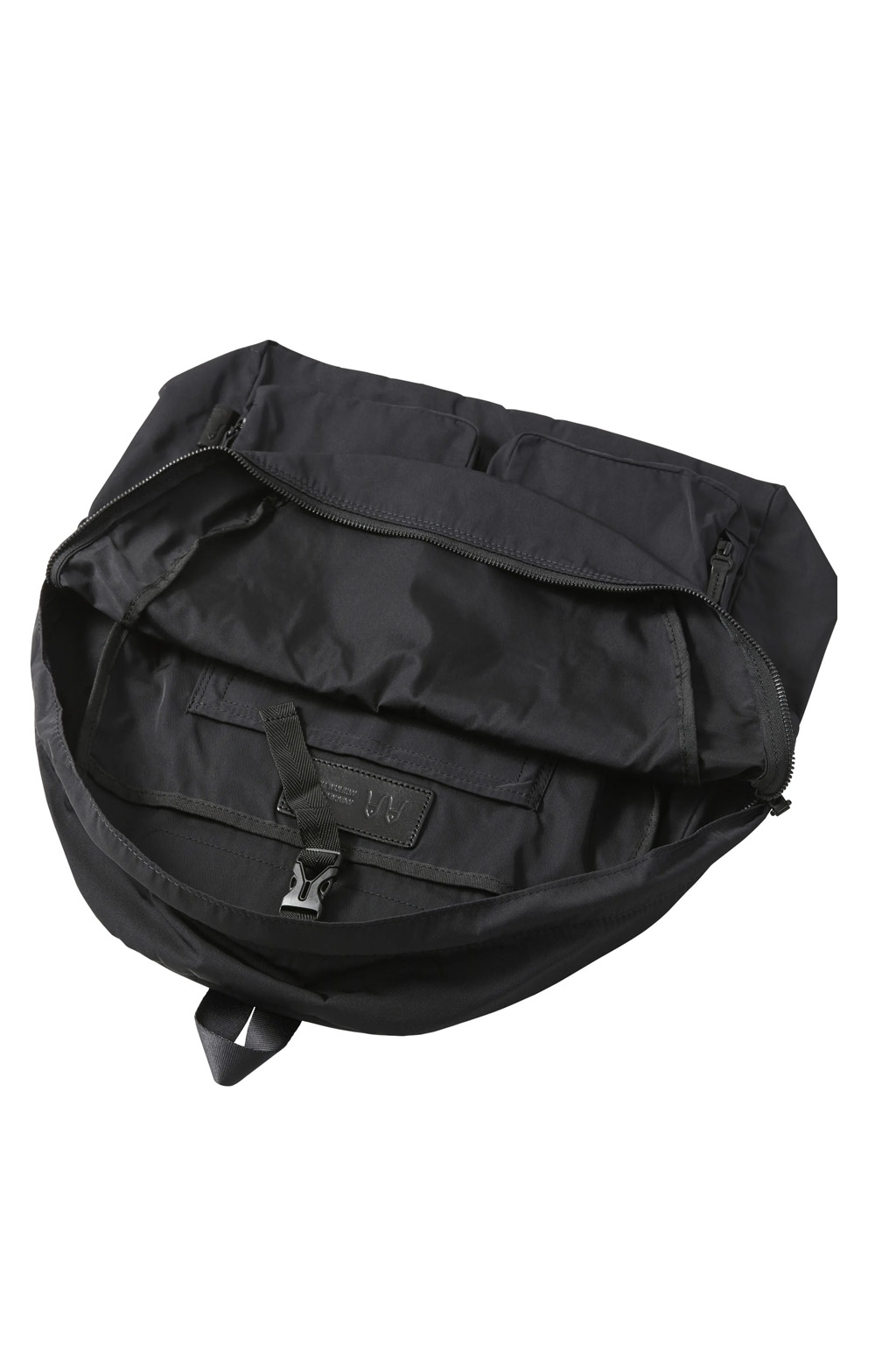 amiacalva Gabardine Backpack M - Black